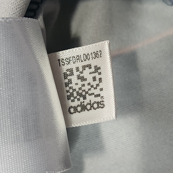 SOLD - CD Guadalajara 2011-12 away jersey Adidas - Picture 8 of 9